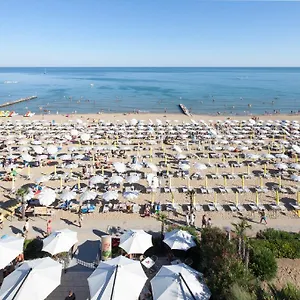 hotel-columbia-ninfea.hotelinveneto.com/